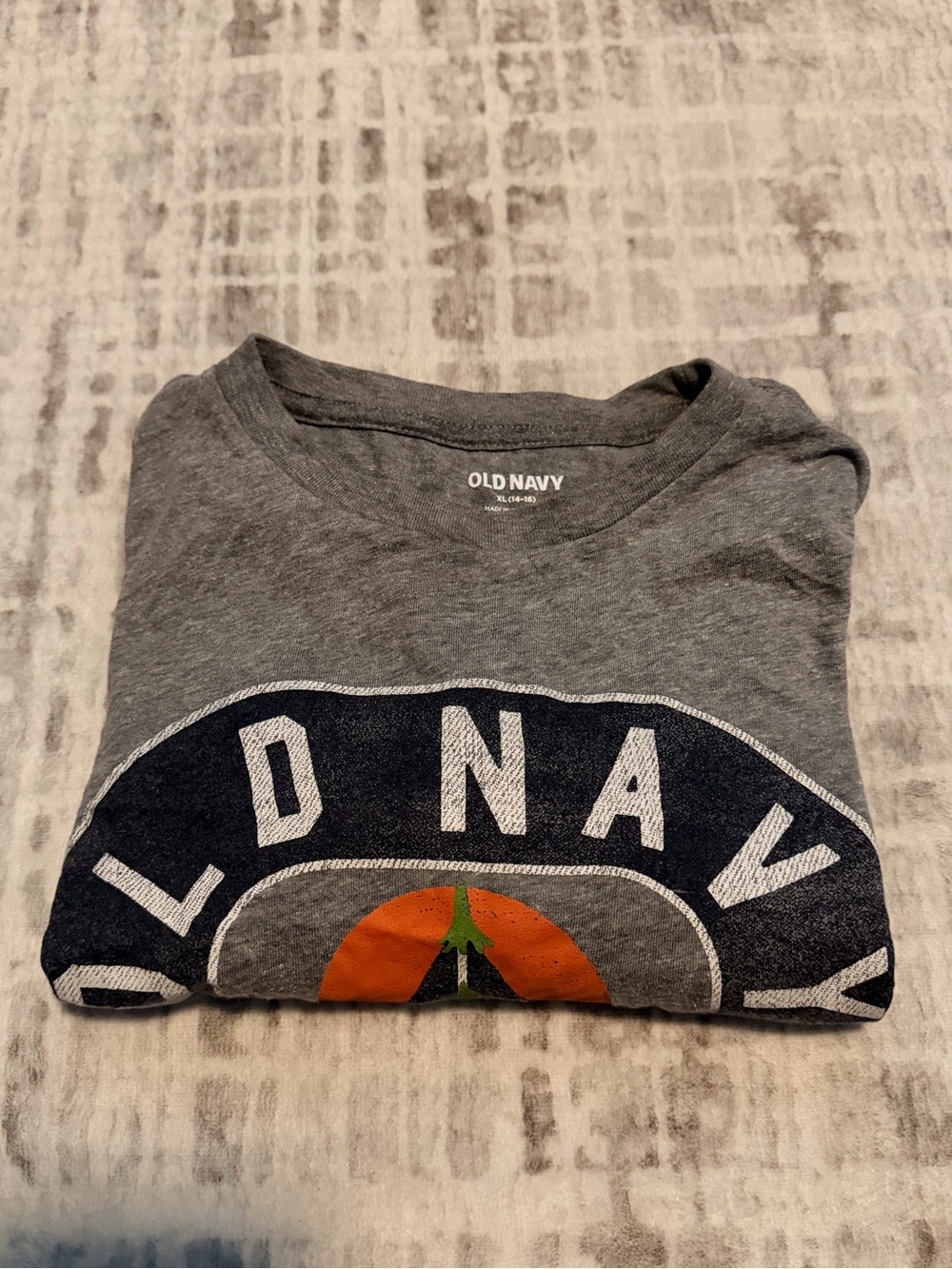 Old Navy Gray Short Sleeve Tee with Navy and Orange Graphic